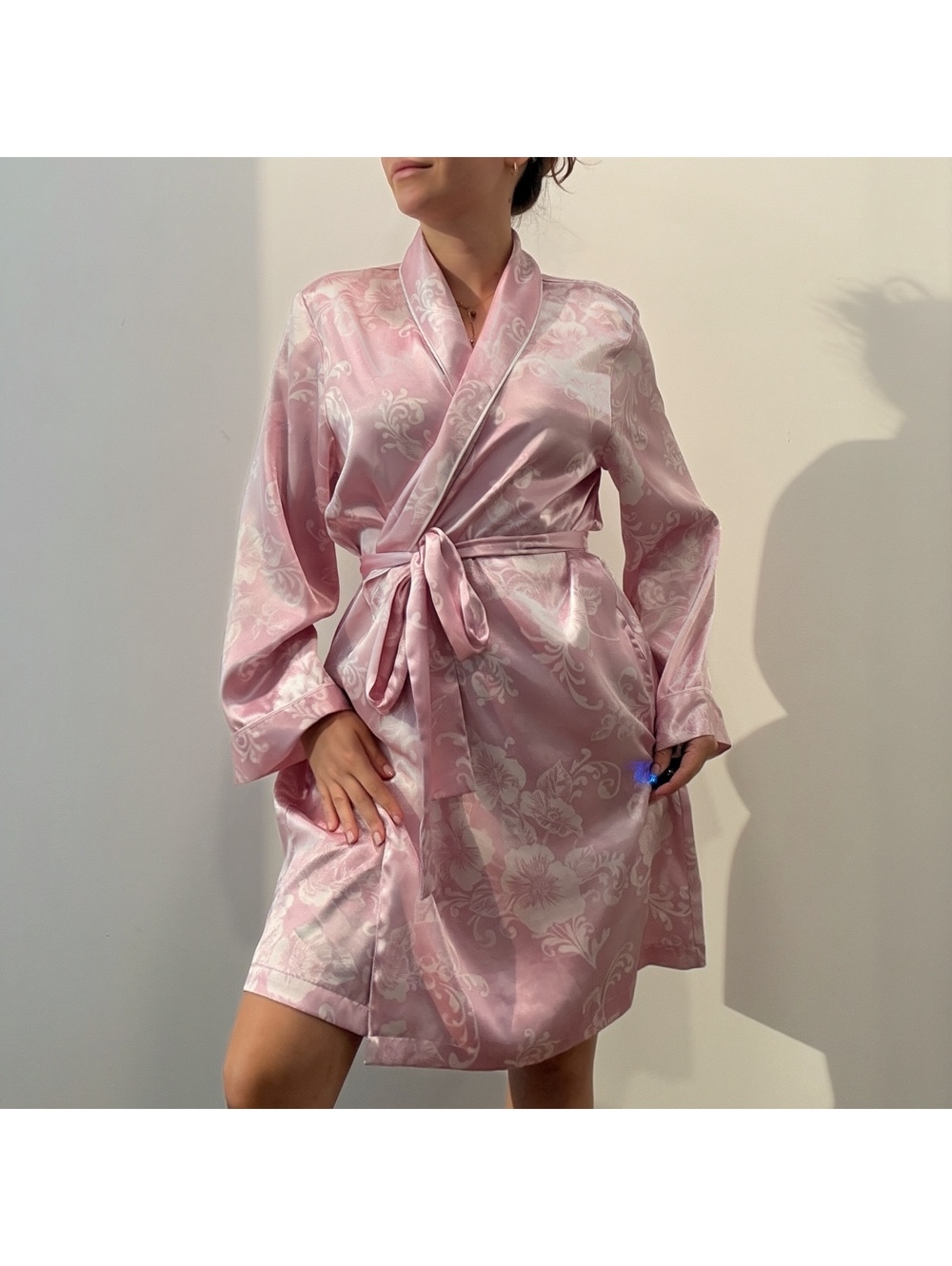 Morgan Taylor Intimates Pink Floral Satin Robe
